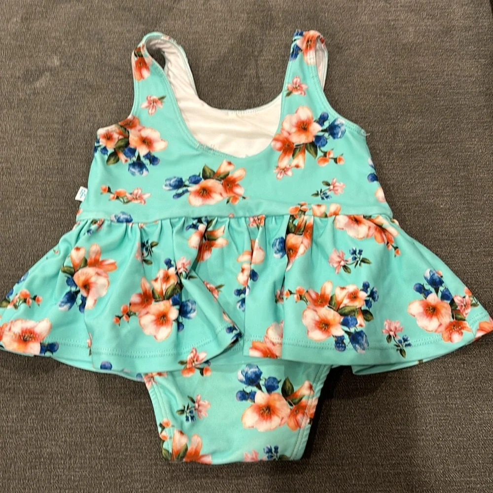 Posh Peanut One Piece Swimsuit - Picture 4 of 6